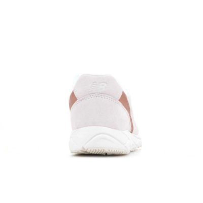 16. New Balance WRT96EAA