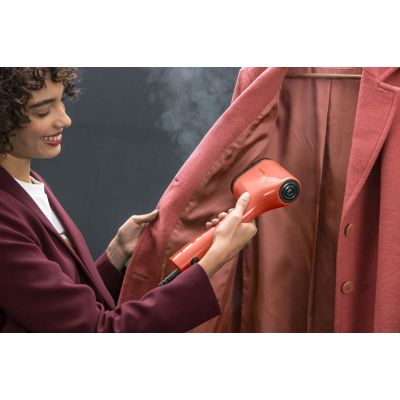 6. Parownica do ubrań TEFAL DT2022
