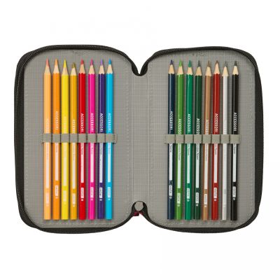 6. Real Madryt piórnik z wyposażeniem triple filled pencil case 37 pcs 412654857