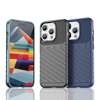 6. Pancerne etui iPhone 15 Pro Thunder Case - niebieskie