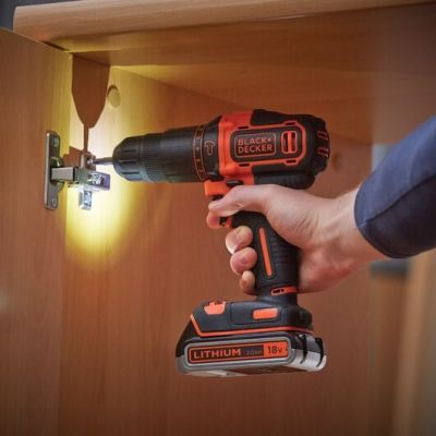 9. Black & Decker BDCHD18K1B2-QW wiertło 1400 RPM