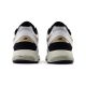 4. Buty New Balance M2002RPN