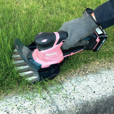 3. Nożyce do trawy i żyw. 12V UM600DSAP MAKITA