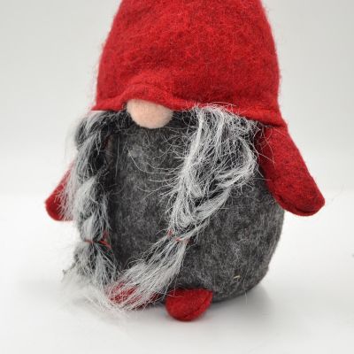 11. SKRZAT KRASNAL GNOM ŚWIĄTECZNY 16x13x30CM