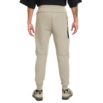 2. Spodnie Nike Techfit Fleece Jogger M HV0959-320