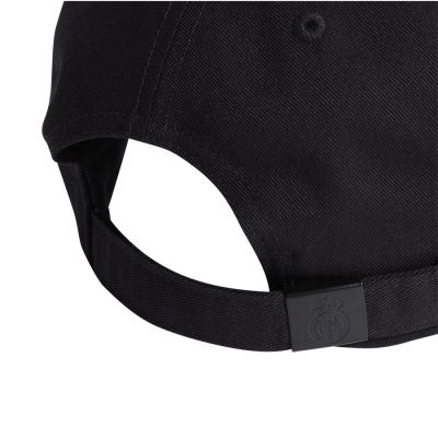 3. Czapka z daszkiem adidas Real Madryt IY0451