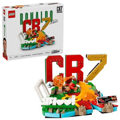 11. LEGO Editions 43012 - Cristiano Ronaldo - piłkarskie momenty