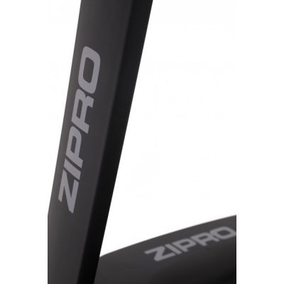 9. ZIPRO Pacemaker bieżnia 1400 x 51,5 mm 20 km/h
