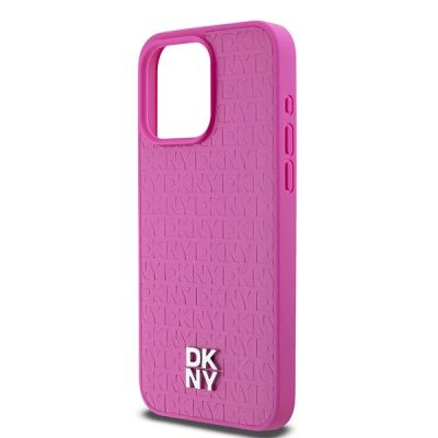 6. Etui DKNY Leather Monogram Pattern Metal Logo MagSafe na iPhone 15 Pro Max - różowe
