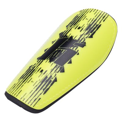 2. Ochraniacze na piszczele EDSON