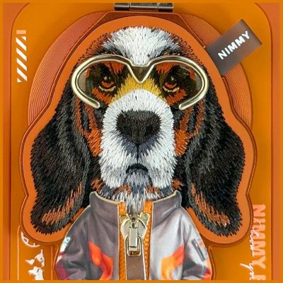 6. Etui Nimmy Cool&Cute 2.0 Dog na iPhone 17 Pro z magnetyczną zawieszką - pomarańczowe