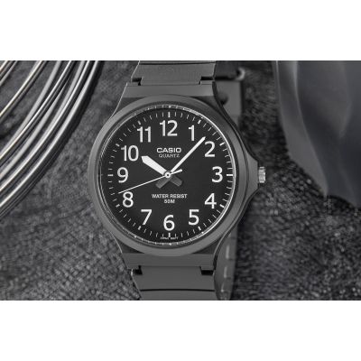 5. Zegarek Męski CASIO MW-240-1BVDF + BOX