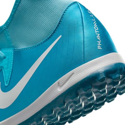 5. Buty piłkarskie Nike Phantom Luna II Academy TF M FJ2566-400