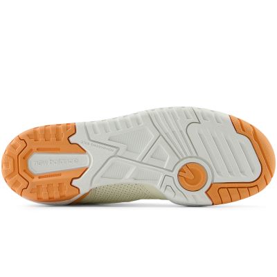 4. Buty New Balance W BBW550AJ