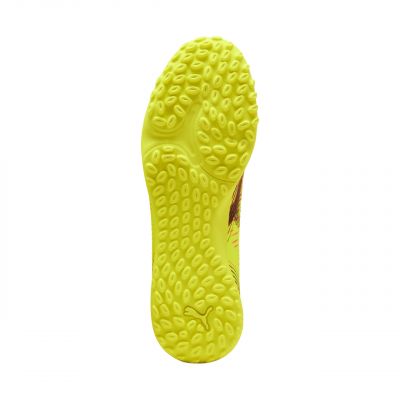 6. Buty piłkarskie Puma Future 8 Play TT M 108378 03
