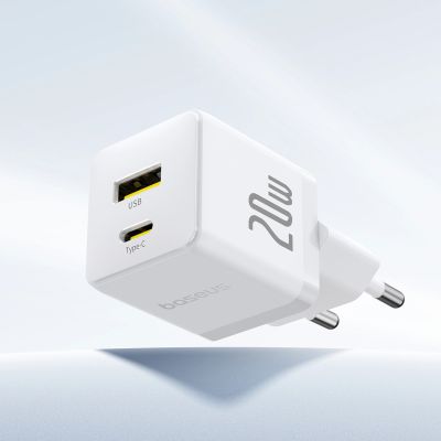 4. Ładowarka sieciowa Baseus Palm 20W USB-C USB-A - biała
