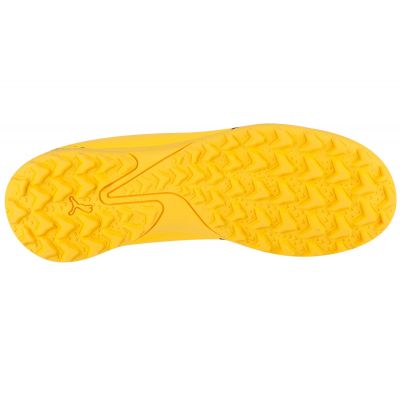 4. Buty piłkarskie Puma Ultra Play TT Jr 107533-04