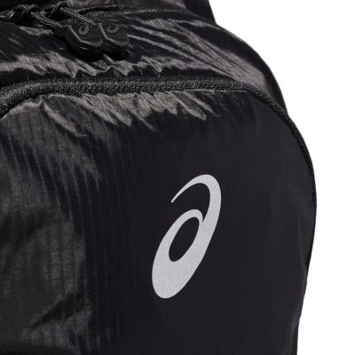 3. Plecak biegowy Asics Lightweight Running Backpack 2.0 3013A575-001