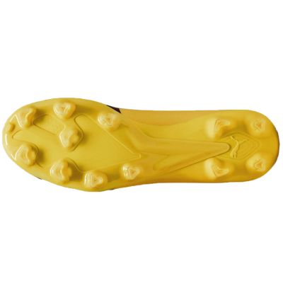 10. Buty piłkarskie Puma Ultra Match FG/AG M 107347 04