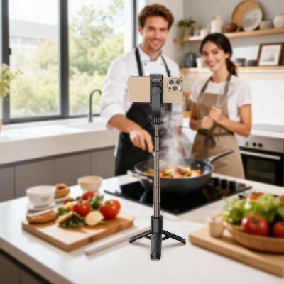 10. Selfie stick Acefast E42 z automatycznym statywem i pilotem Bluetooth 63 cm - czarny