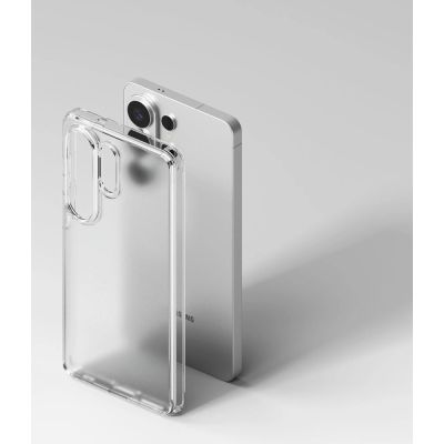 6. Etui Ringke Fusion na Samsung Galaxy S26 Ultra - przezroczysto-matowe