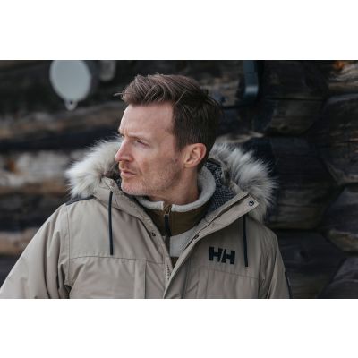 28. Kurtka Helly Hansen Coastal 3.0 Parka M 53995 597