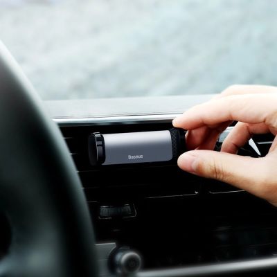 9. Baseus samochodowy uchwyt na telefon do kratki nawiewu czarny (SUGP-01)