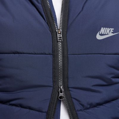 6. Kurtka męska Nike Sportswear granatowa HF6825 451