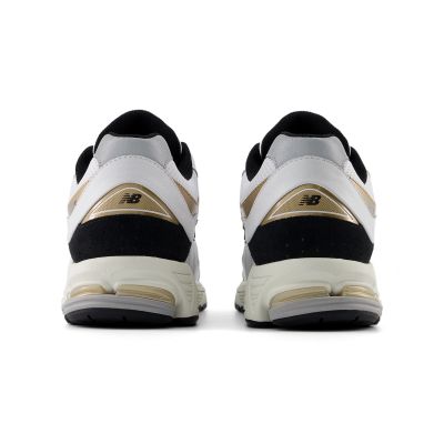 18. Buty New Balance M2002RPN
