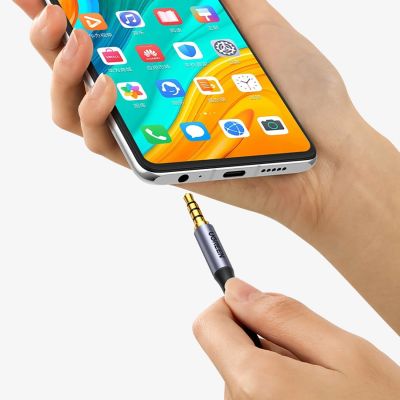 18. Kabel Ugreen AV183 10648 mini jack 3.5mm / mini jack 3.5mm 1m - szary