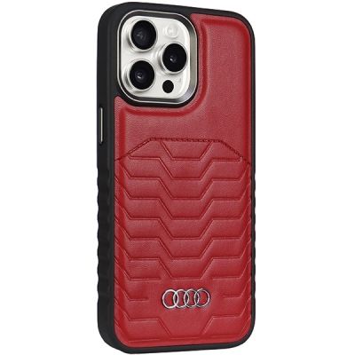 6. Etui Audi Synthetic Leather z MagSafe na iPhone 14 Pro Max - czerwone