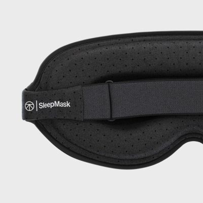 10. Maska relaksacyjna na oczy do spania Therabody Sleep Mask