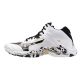 8. Buty Mizuno Wave Lightning Z8 MID V1GA240541