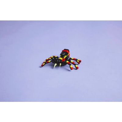 8. LEGO Creator 3w1 31159 - Dzikie zwierzęta: niezwykły pająk