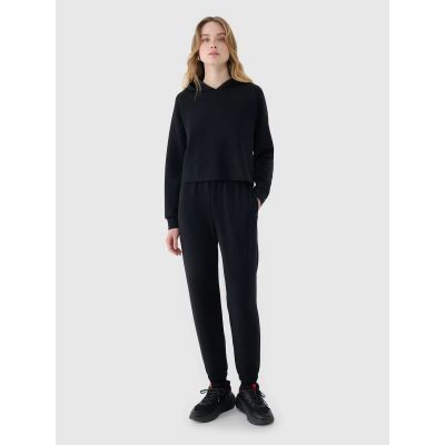 2. Spodnie damskie dresowe joggery z modalem 4F 4FWSS25TTROF1010-20S