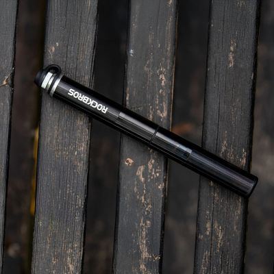 5. Pompka rowerowa Rockbros HQ-67A-L03 BK z manometrem - czarna