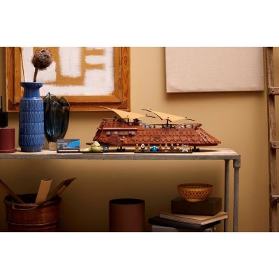 13. LEGO Star Wars 75397 Barka Jabby