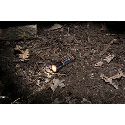 8. LATARKA TAKTYCZNA ALUMINIOWA 1W 60LUMENÓW BLACK+ DECKER