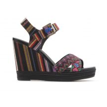 Buty na koturnie Geox W D82P6G 000AW C0042