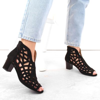 11. Zamszowe botki M.Daszyński W SAN32A czarne