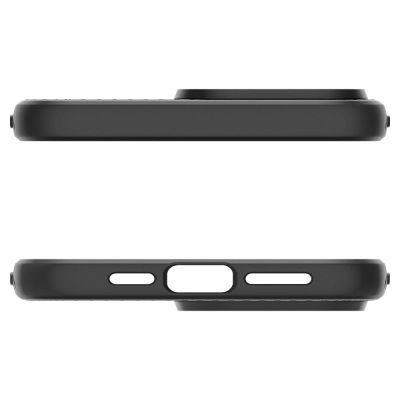 6. Etui Spigen Liquid Air na iPhone 15 Pro - czarny mat