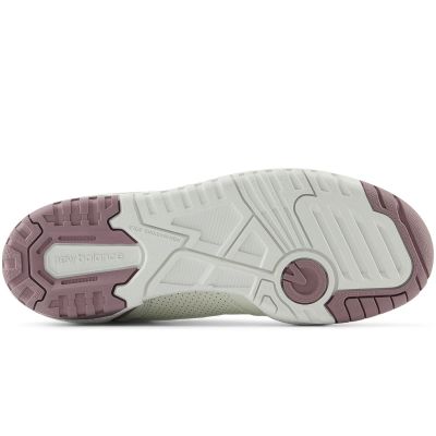 4. Buty New Balance W BBW550AK