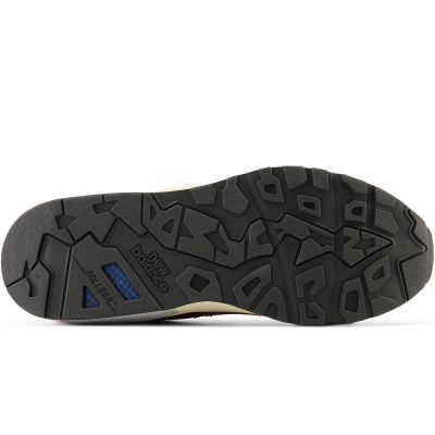 3. Buty sportowe New Balance M MT580ECA