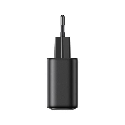 3. Ładowarka Joyroom JR-TCF20 sieciowa USB-C PD 20W - czarna