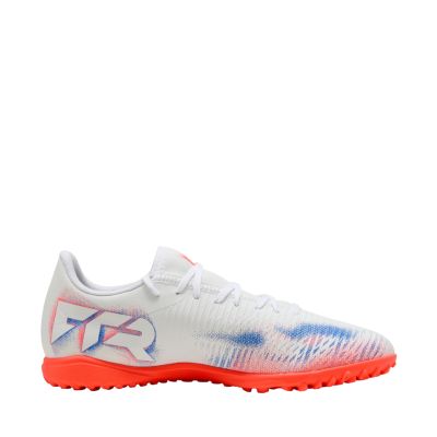 11. Buty piłkarskie Puma Future 8 Play TT 108605 01