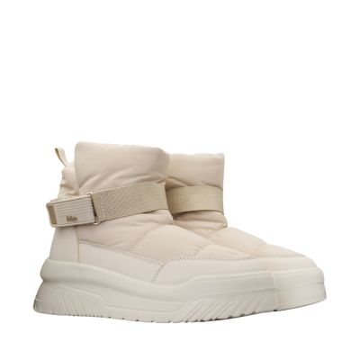 14. Buty Lee Cooper W LCJ-24