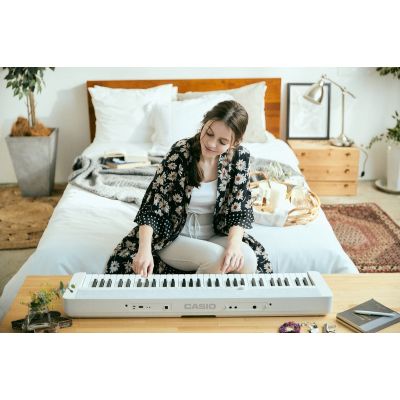 9. CASIO CT-S1 WE - Keyboard