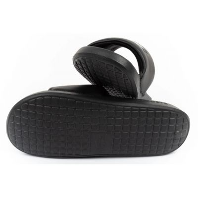 9. Klapki Lacoste Serve Slide M 02312