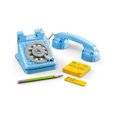 4. LEGO CREATOR 3 W 1 31174 Telefon w stylu retro