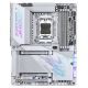 3. GIGABYTE X870E AORUS PRO X3D ICE AMD X870E Gniazdo AM5 ATX